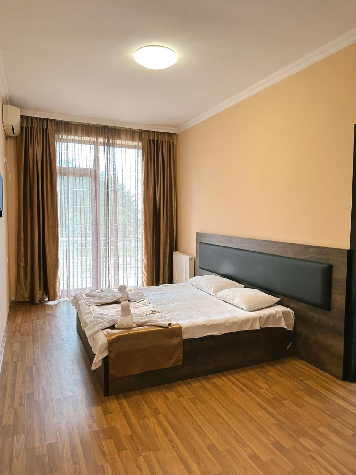 Hotel Solidarity Кобулети Экстерьер фото